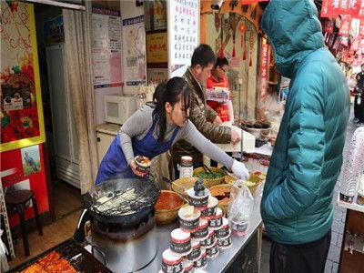 外柔內(nèi)剛 北京大興區(qū)餐飲服務(wù)許可的堅(jiān)守與溫度